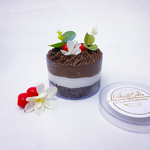 Order Bday Photo Butterscoth Jar Cake Online, Price Rs.749 | FlowerAura