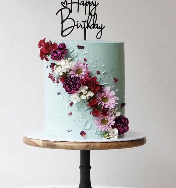 best cake shop in Delhi, same-day delivery, luxury cake, best cake in Delhi NCR, online order