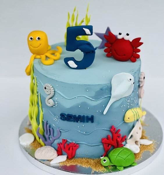 Best cake near me, online order, same day delivery, luxury cake, wedding cake