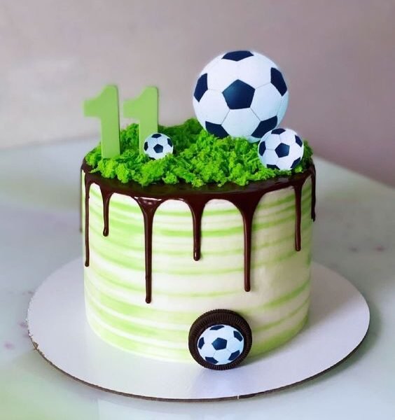 football theme cake, best cake in Delhi NCR, online order, same-day delivery, luxury cake