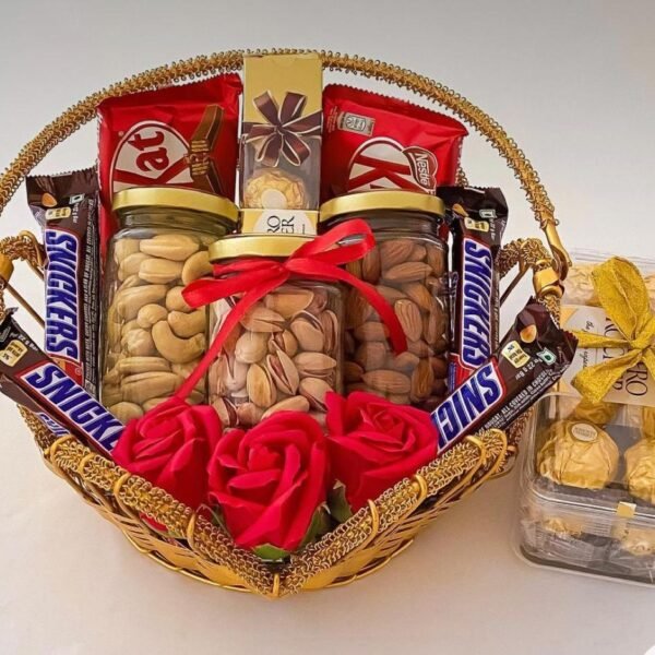 Diwali gift, Corporate Diwali gift, Gift Hampers, Luxury gift hamper, Office hamper